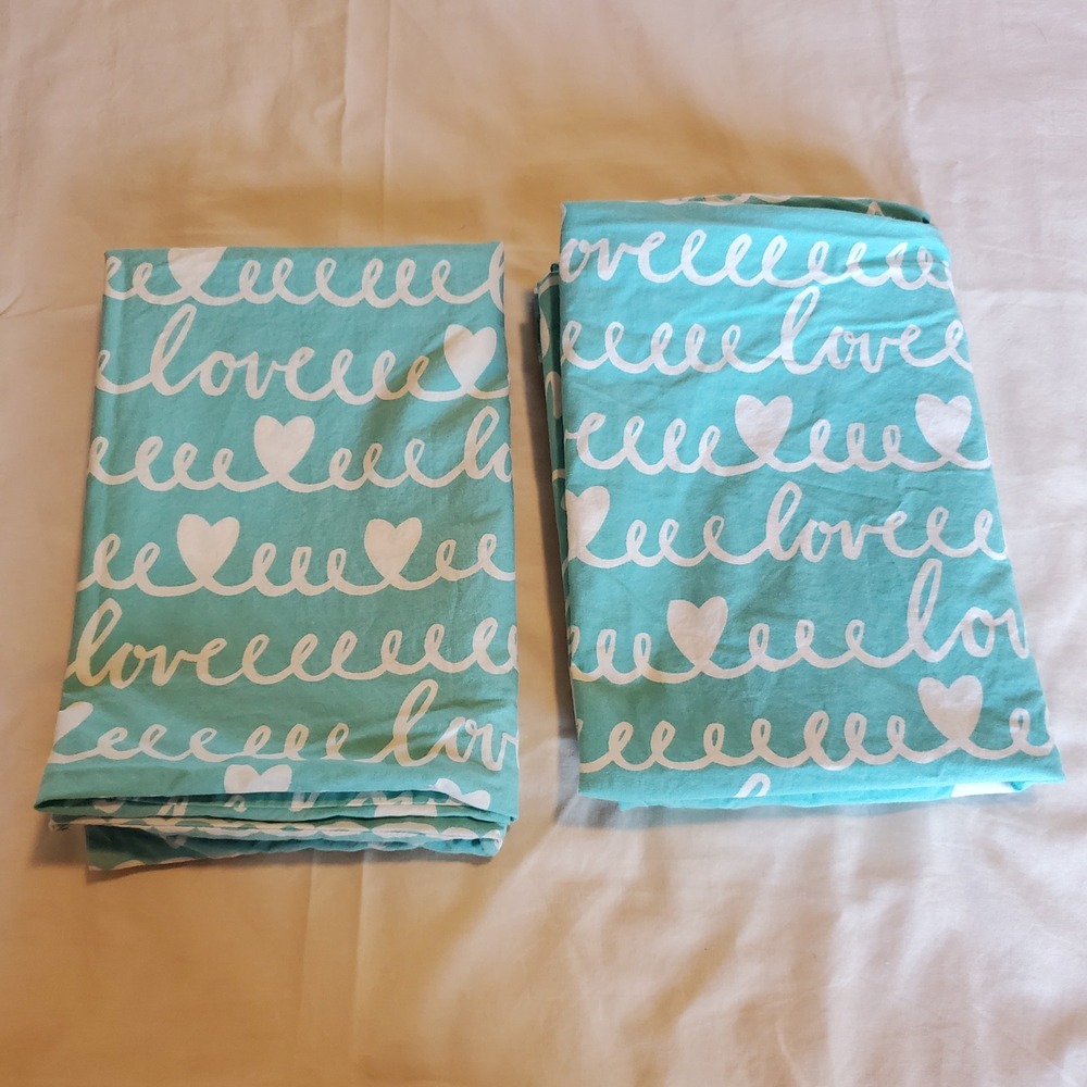 PBteen Love Hearts Pillowcase Set 2 Turquoise Blue White 100% Cotton Standard